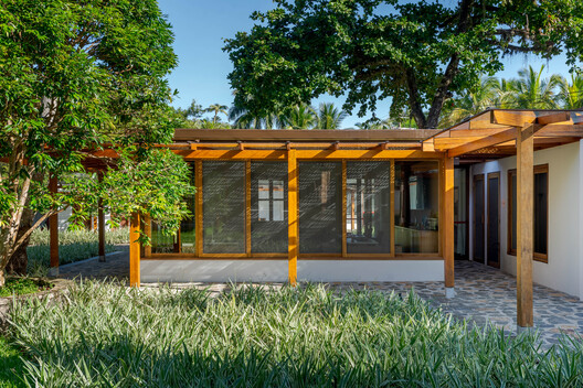 Edificio de Coordinadores de la Asociación Barreiros / Dall'Ovo Magalhães Arquitetura - Fotografía exterior, Madera, Jardín, Fijación Vigas