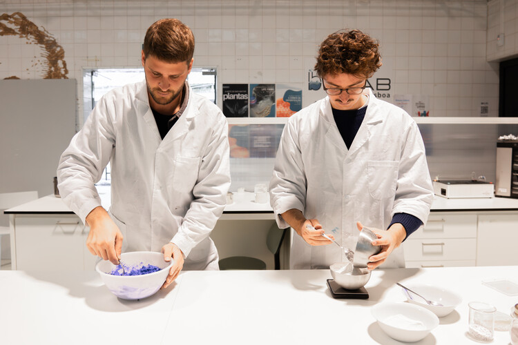 REIMAGINE LISBON Tiles: baldosas biomateriales regeneradas en el río Tagus - Imagen 14 de 15