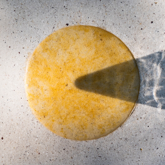 Reimagining Lisbon’s Azulejos: Regenerative Biomaterial Tiles from the Tagus River - Image 3 of 15
