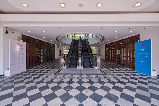 The Transposed Monument: Murray House and the Paradox of Preservation - Image 4 of 18