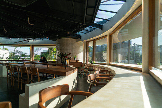 Hygge Cafe / Dhanie & Sal - Interior Photography, Dining room, Glass