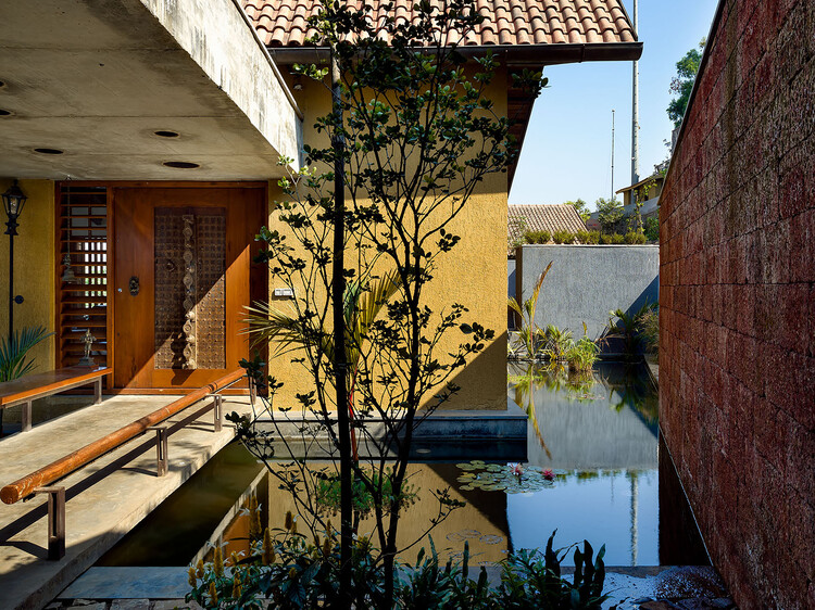 Casa en Panshet / Opolis Architects -imagen 9 de 24