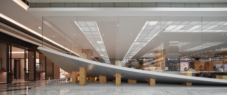 Snow Peak MATRO Department Store / KiKi ARCHi - Image 2 of 25