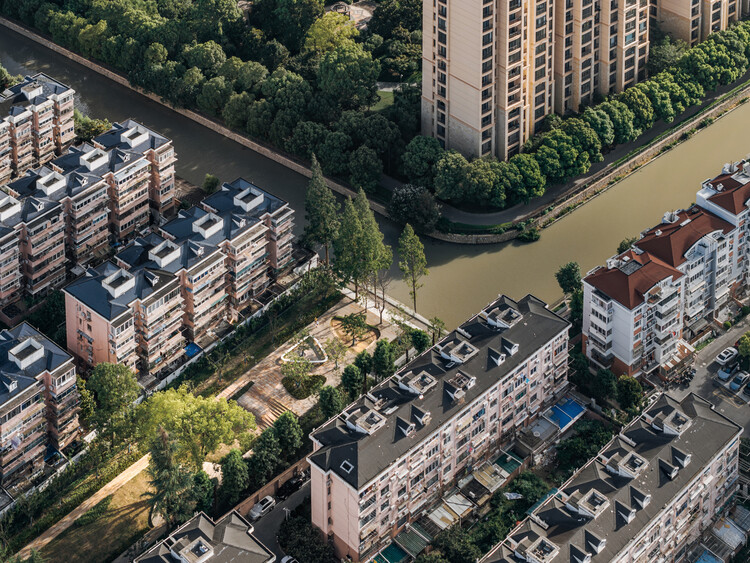 一块甲板的空间正义：甲板花园 / VIA维亚景观 - 建筑图, 滨水, 鸟瞰图, 城市