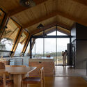La Miradora / Taller regular - Fotos interiores, cocina, madera, vigas fijas, sillas