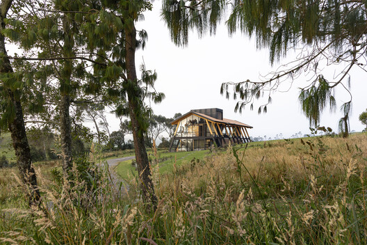 La Miradora House / Taller General - Image 8 of 33