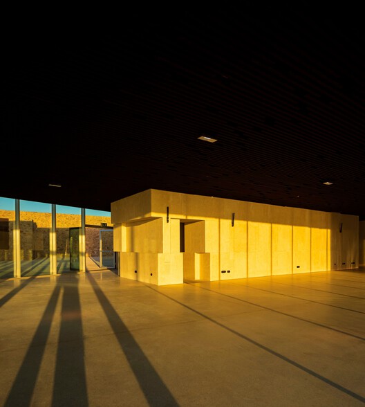 Crismina Fort Refurbishment  / barbiniarquitectos - Image 16 of 24