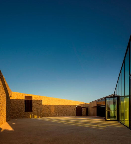 Crismina Fort Refurbishment  / barbiniarquitectos - Image 12 of 24