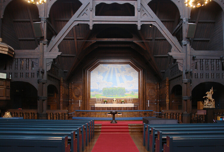 Sweden Transports Century-Old Church Across Town to Escape Mine Expansion - Image 3 of 5