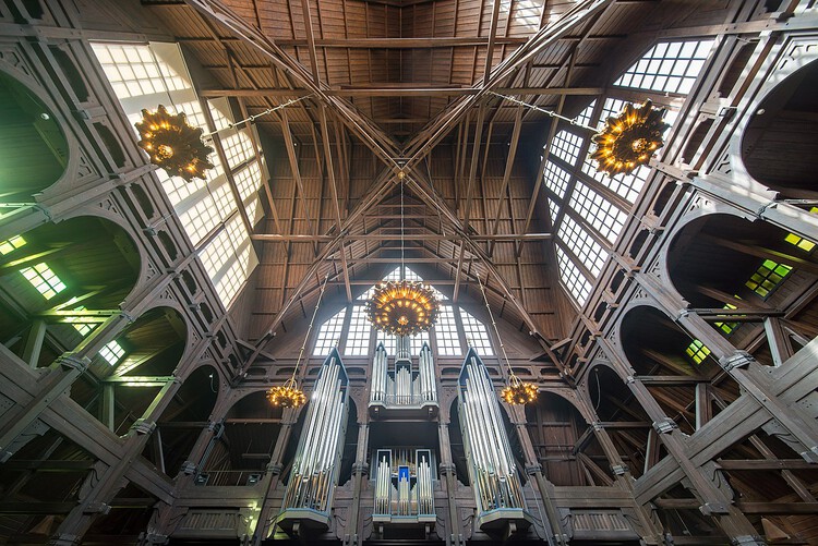 Sweden Transports Century-Old Church Across Town to Escape Mine Expansion - Image 4 of 5