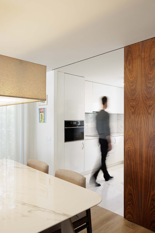 PI House / ArquitectosRT - Interior Photography, Kitchen, Wood, Door, Countertop