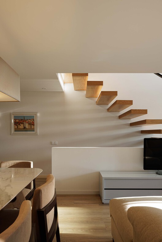 PI House / ArquitectosRT - Interior Photography, Stairs, Wood, Lighting