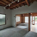 Itabashi House / ROOVICE - Interior Photography, Renovation, Bedroom, Beam