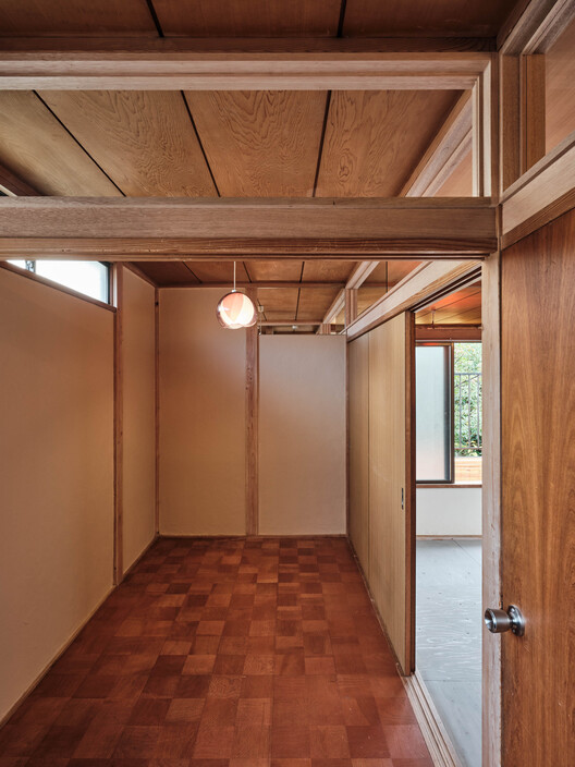 Itabashi House / ROOVICE - Interior Photography, Wood