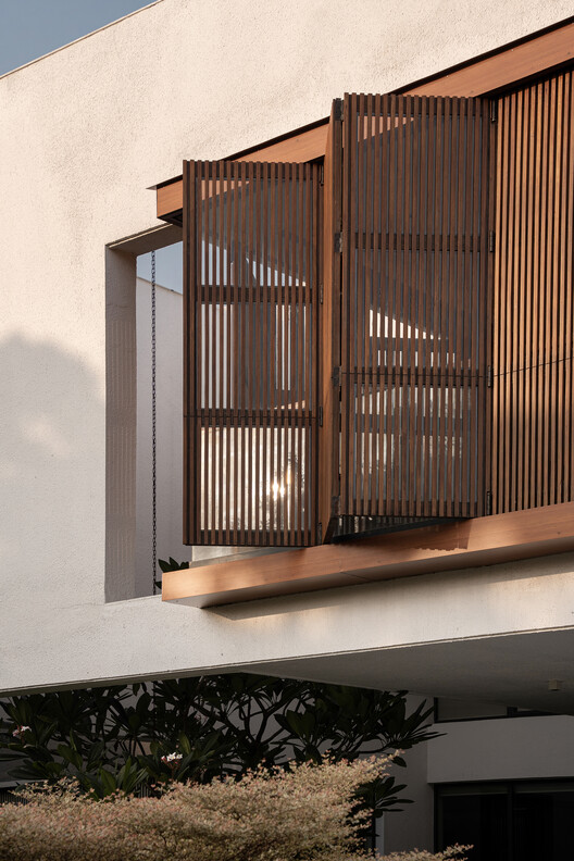 Cantilever Residence / Abin Design Studio - Interior Photography, Balcony
