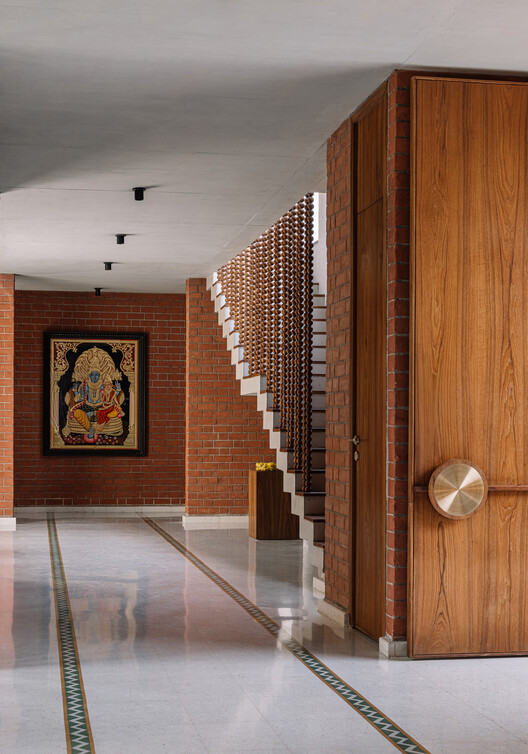 Teen Vaults House / Vaissnavi Shukl - Interior Photography, Wood, Brick