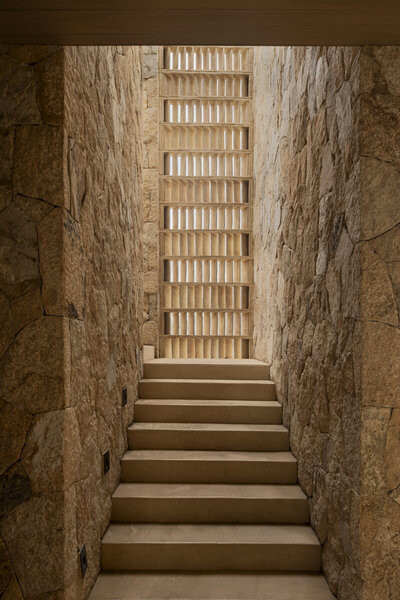 Edifício Administrativo Canyon Market / Medeza - Imagem 10 de 15