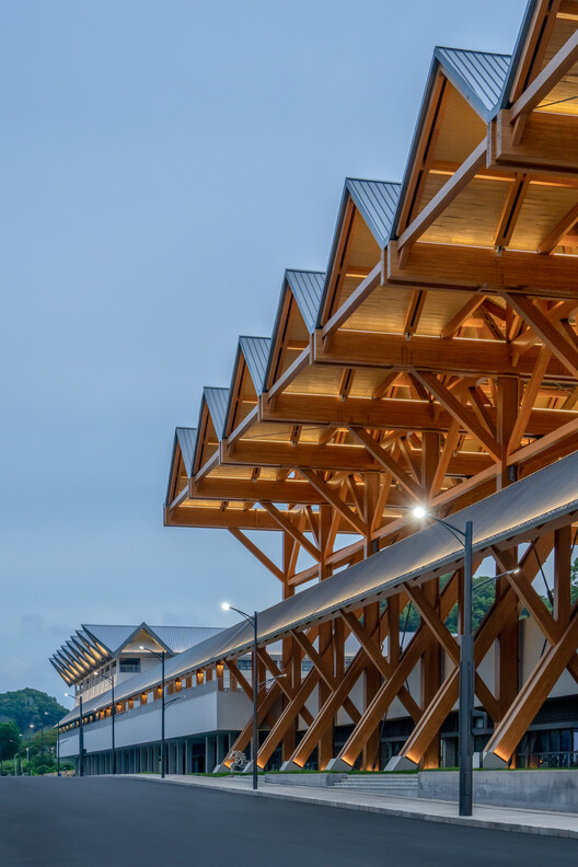Shenzhen Guangming International Equestrian Center / Tanghua Architects - Image 15 of 37