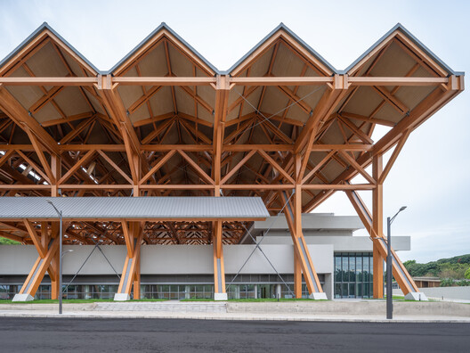 Shenzhen Guangming International Equestrian Center / Tanghua Architects - Image 12 of 37