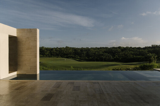 Flamboyanes 41 House / Estudio Mazara - Image 14 of 27