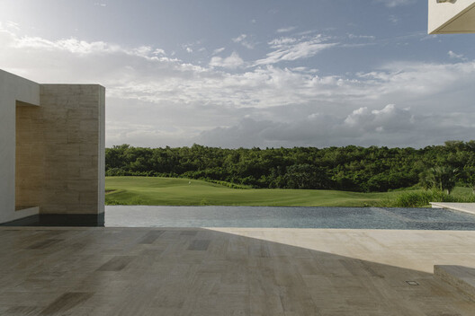 Flamboyanes 41 House / Estudio Mazara - Image 15 of 27