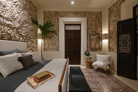 Inhabiting a Layered Past: How Contemporary Design Is Transforming Colonial Houses in Mérida, Mexico - Image 29 of 31