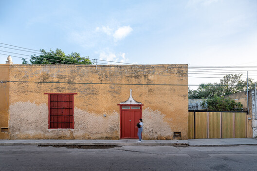 Inhabiting a Layered Past: How Contemporary Design Is Transforming Colonial Houses in Mérida, Mexico - Image 30 of 31