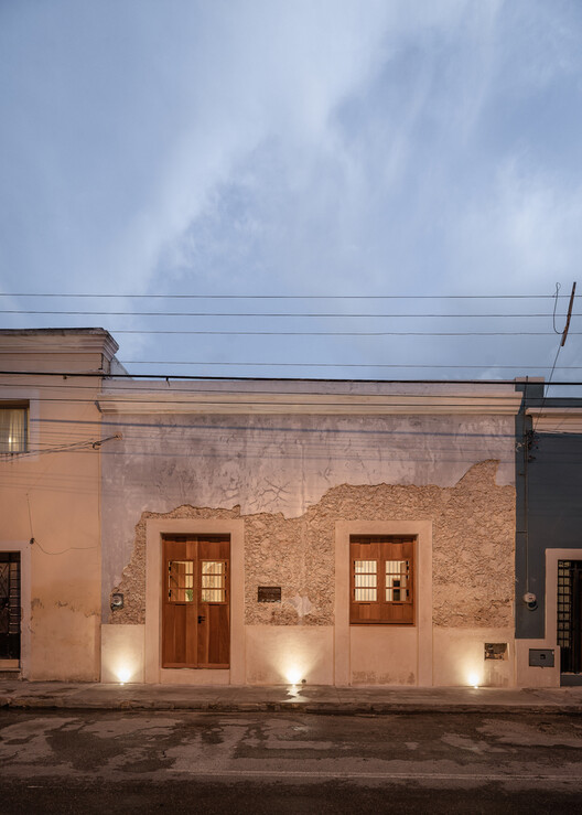 Inhabiting a Layered Past: How Contemporary Design Is Transforming Colonial Houses in Mérida, Mexico - Image 12 of 31