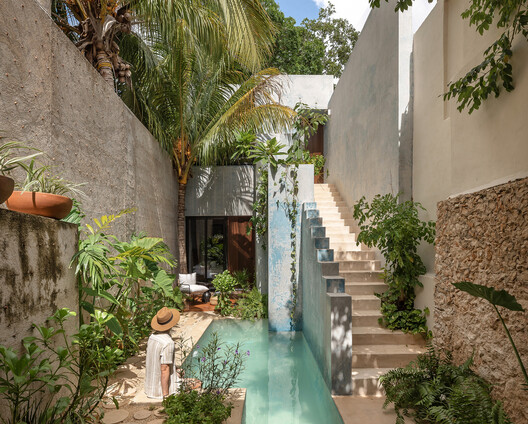 Inhabiting a Layered Past: How Contemporary Design Is Transforming Colonial Houses in Mérida, Mexico - Image 18 of 31