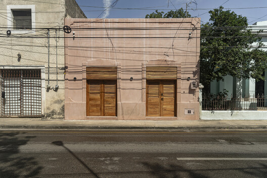 Inhabiting a Layered Past: How Contemporary Design Is Transforming Colonial Houses in Mérida, Mexico - Image 19 of 31