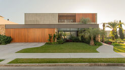 Casa Basca / RMK Arquitetura