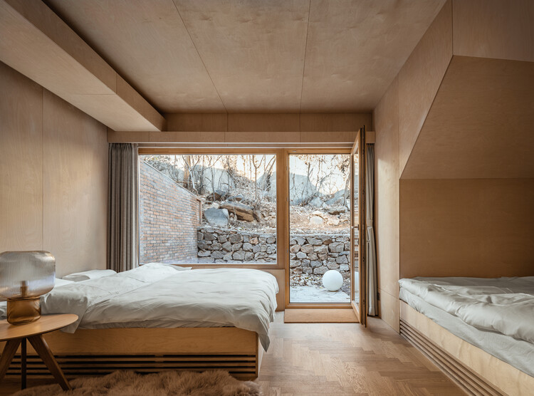 Terraza llena de Castaños/Arquitectos Wonder - Fotografía interior, dormitorio, madera