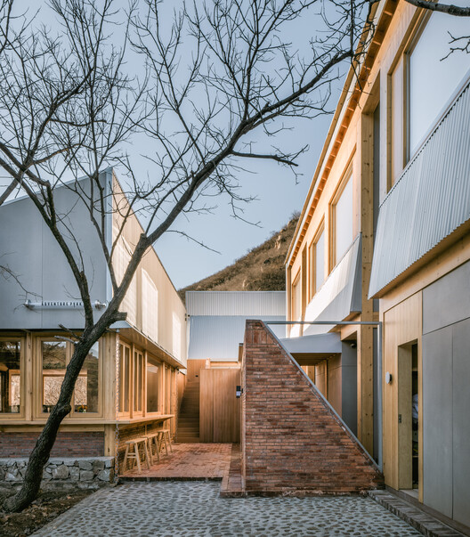Full Chestnut Terrace / Wonder Architects - Exterior Photography, Wood