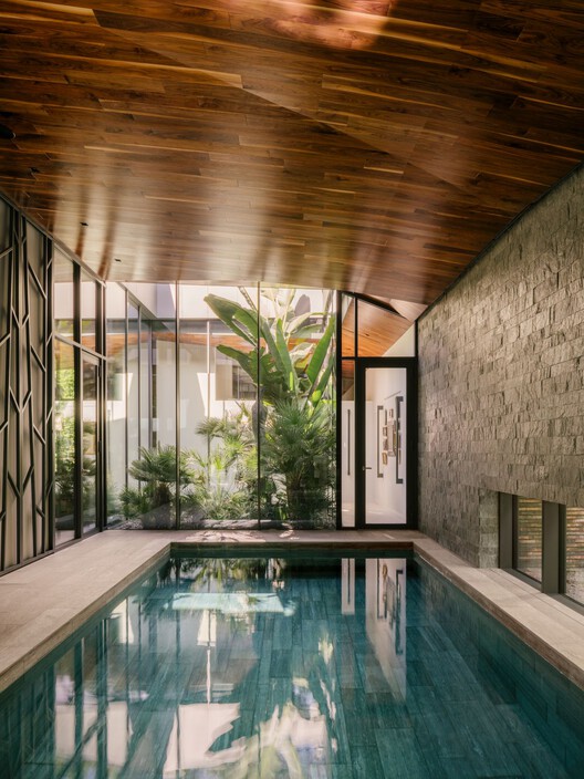 The Travelers’ House / BBGK Architects + Katarzyna Mach - Image 12 of 28