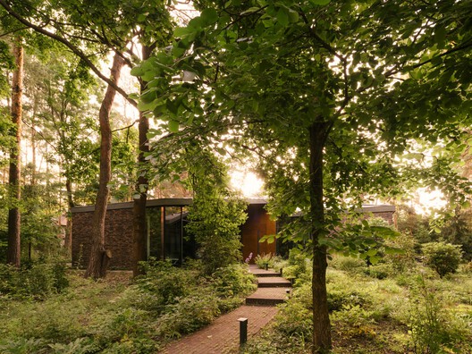 The Travelers’ House / BBGK Architects + Katarzyna Mach - Image 7 of 28