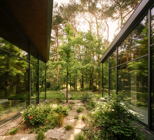The Travelers’ House / BBGK Architects + Katarzyna Mach - Image 20 of 28