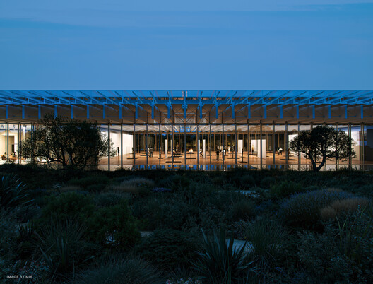 Renzo Piano Building Workshop Reveals Design for KYKLOS Cultural Center in Piraeus, Greece - Image 3 of 5