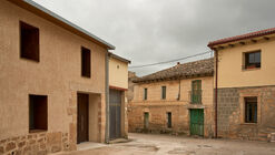 House within a House / MADE.V arquitectos