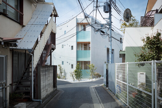 i-Ap Apartment / Soeda and associates Architects - Exterior Photography, Balcony