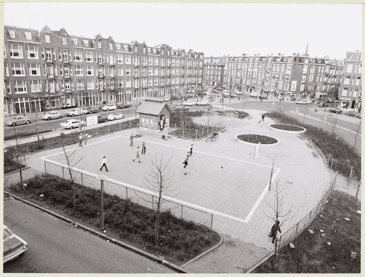 Serious Play: The Subversive Designs of Lina Bo Bardi and Aldo van Eyck - Image 7 of 13
