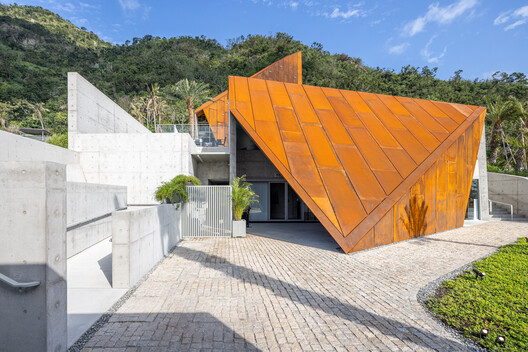 Paul Chiang Art Center / Behet Bondzio Lin Architekten