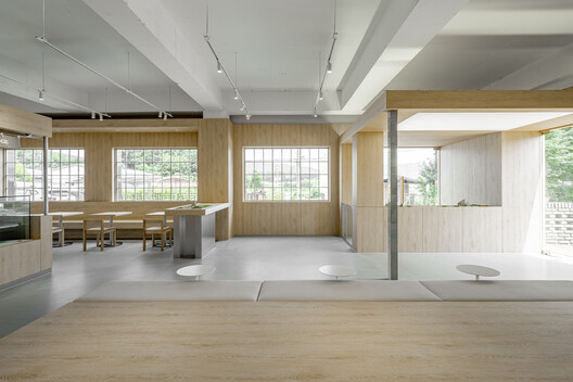 Pawridge Pet Cafe / Studio Cereal Number - Interior Photography, Wood