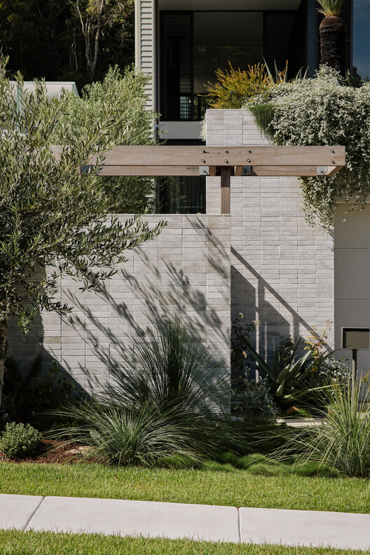 The Grove Residence / Jamison Architects - Image 3 of 16