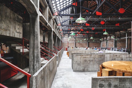 Serious Play: The Subversive Designs of Lina Bo Bardi and Aldo van Eyck - Image 6 of 13