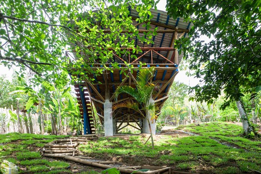 Casa L / Kiti Vieira Arquitetura - Fotografia de Exterior, Jardim