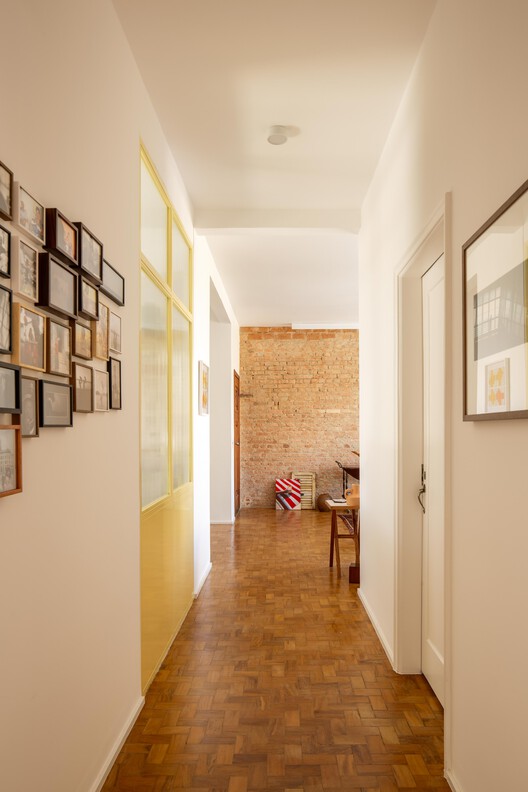 Apartamento Hípica / Mana arquitetura Apartamento Hípica / Mana arquitetura - Fotografia de Interiores, Madeira, Porta