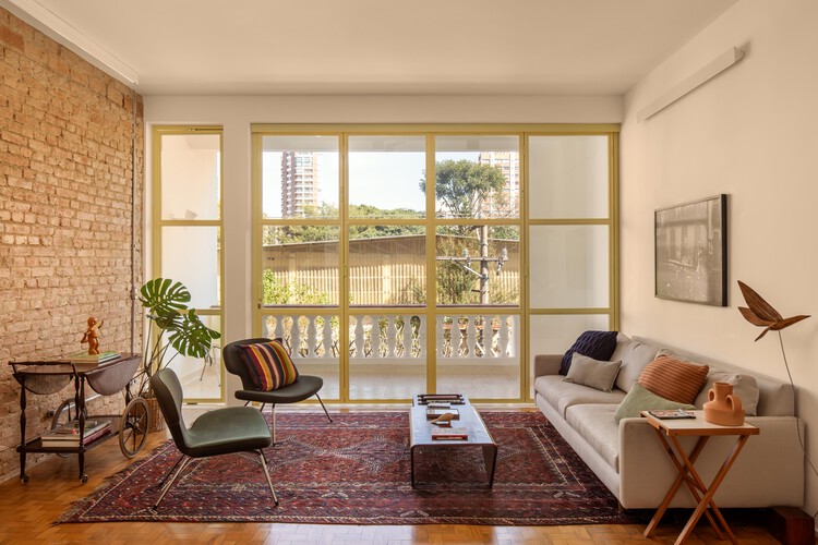 Apartamento Hípica / Mana arquitetura - Fotografia de Interiores, Sala de Estar, Madeira, Cadeira