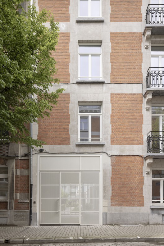 Grande Haie Social Housing  / P&P Architectes - Exterior Photography, Door, Concrete