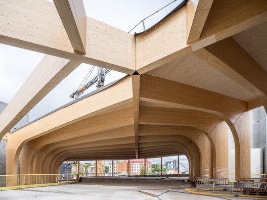 World of Volvo Experience Center / Henning Larsen - Image 40 of 40
