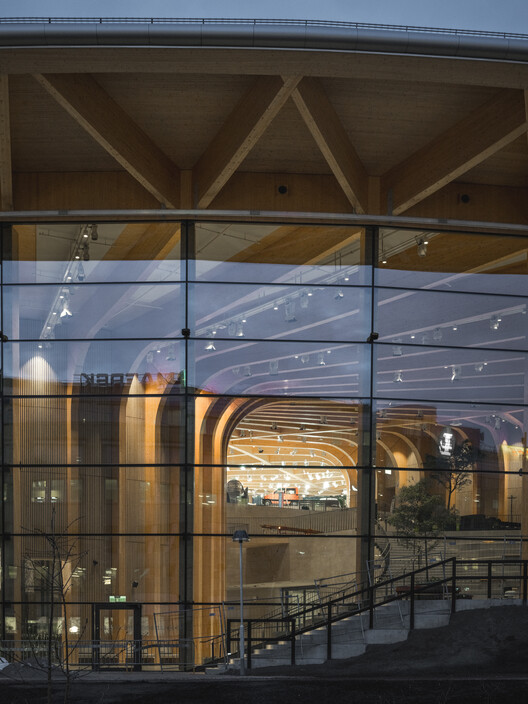 World of Volvo Experience Center / Henning Larsen - Image 29 of 40